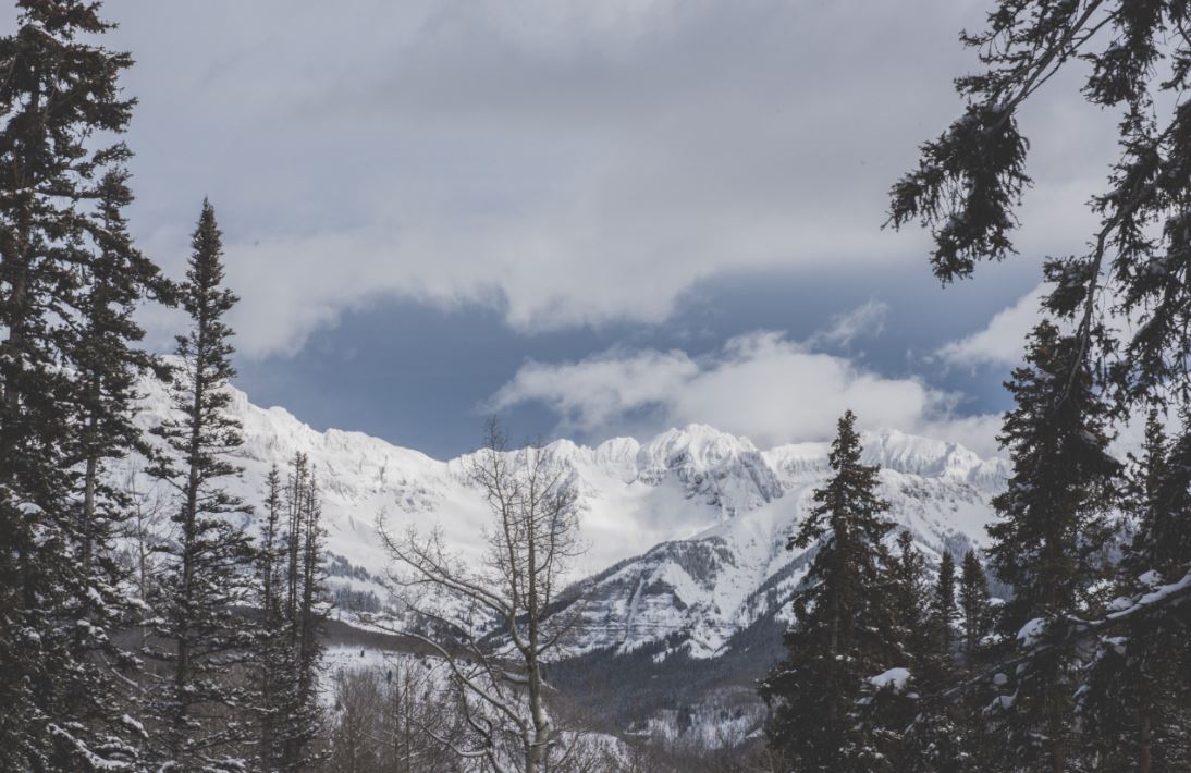 ski holiday mountain scenery