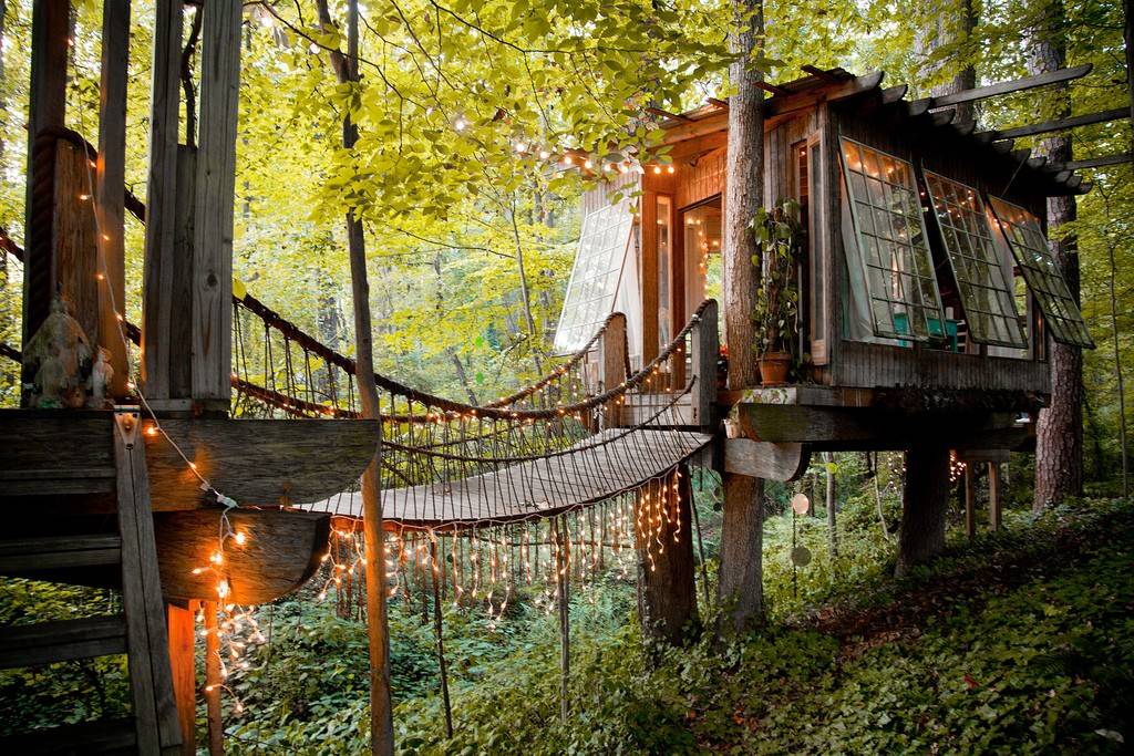 Coolest Airbnbs - Treehouse