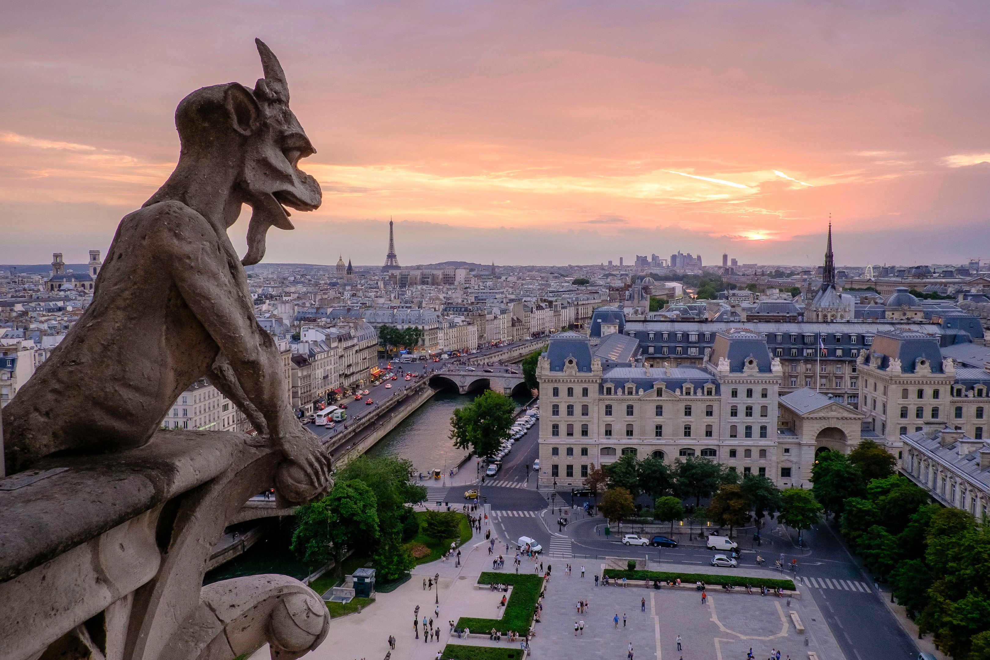 Most Beautiful Cathedrals Notre Dame Gargoyles