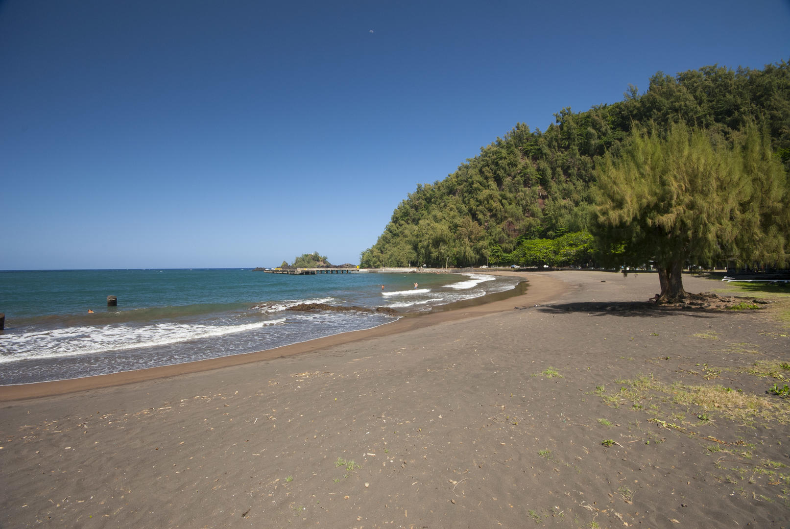 Hana Bay Beach Park