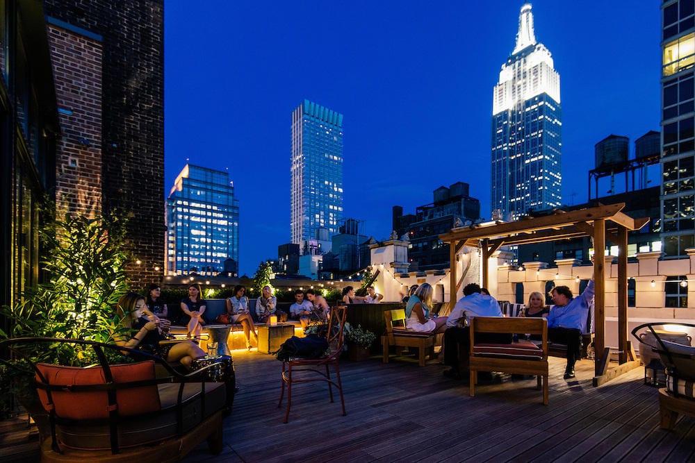 Best Rooftop Bars in NYC - Refinery2