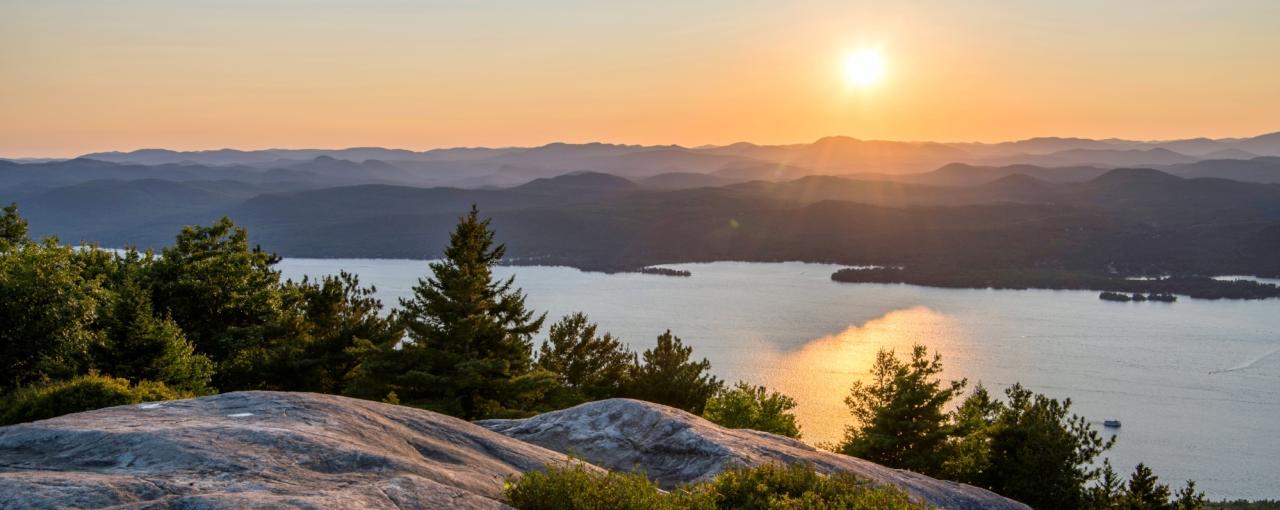 American lakes: Lake George