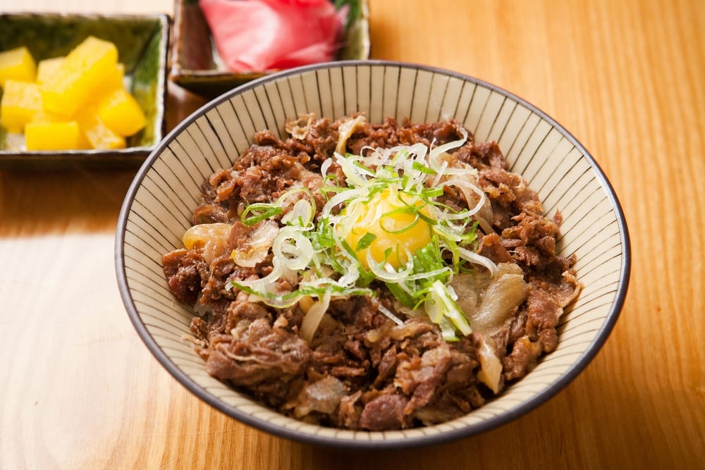 tokyo food favorite donburi