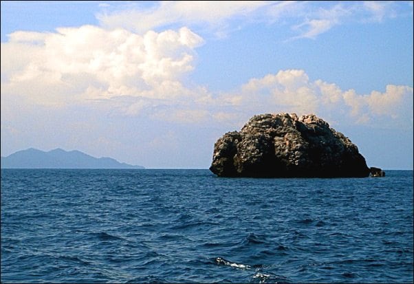 Diving in Thailand: Sail Rock