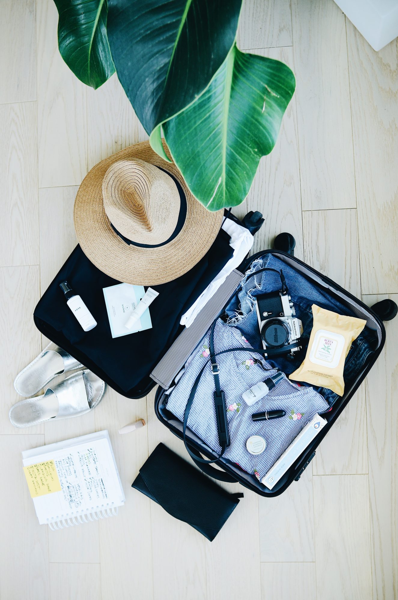 tips for booking an airbnb - stil booking an Airbnb vacation rental