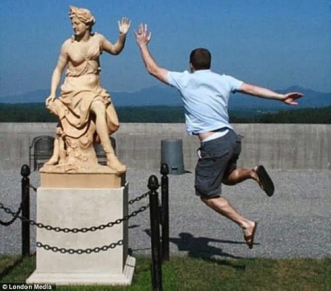 hilarious photos - high five