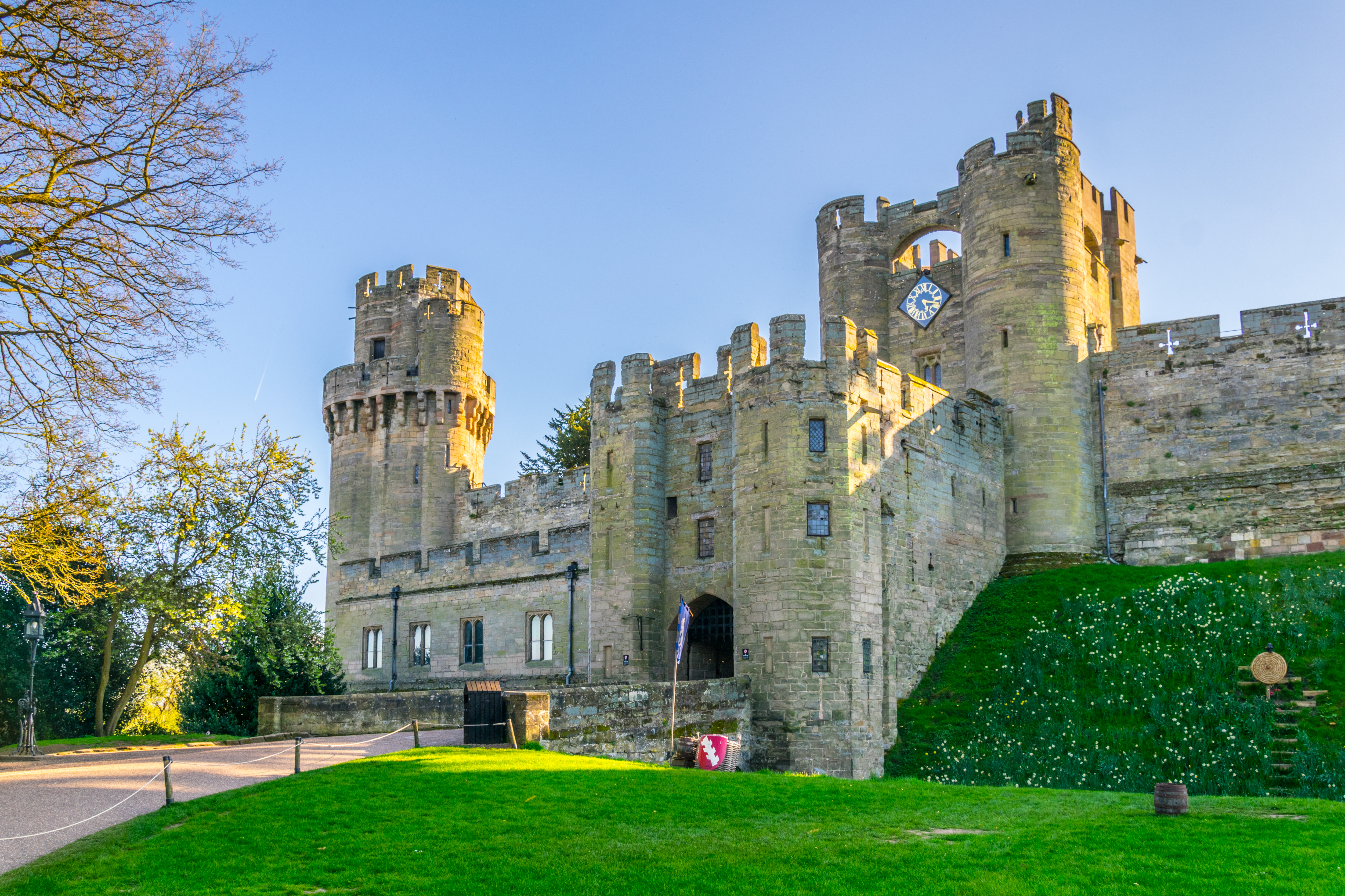 most impressive castles warwick castle