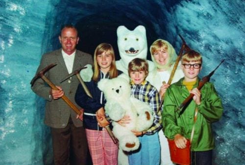 family in a cave funny vacation photos