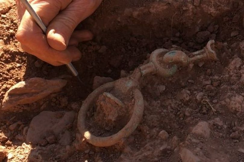 9 unearthing the old chain