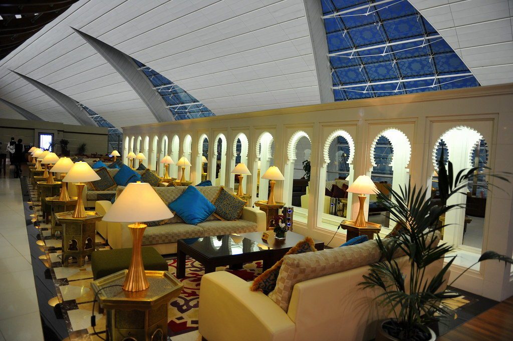 emirates-first-class-lounge-dubai-1024x682