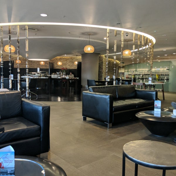 south-african-airways-cycad-first-class-lounge-