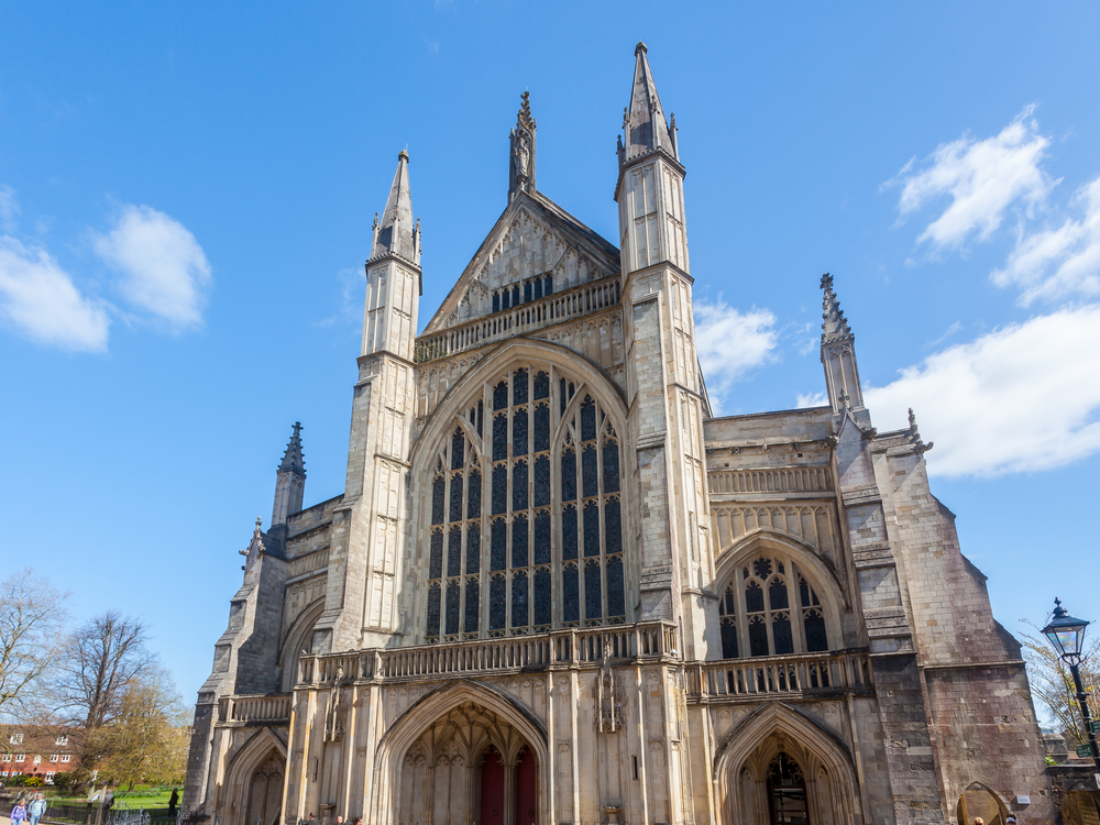 winchester-cathedral-england-uk-europe