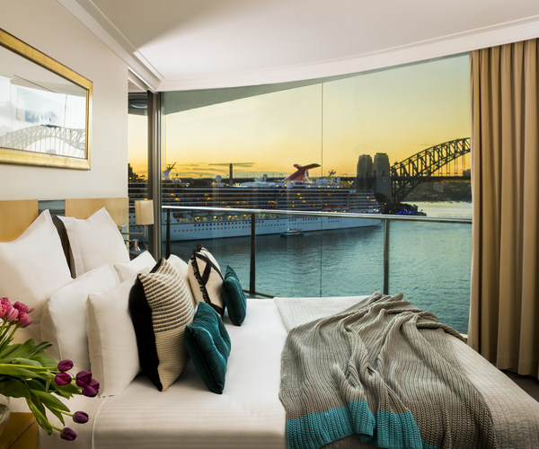 Pullman Quay Grand Suites Sydney