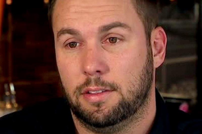 Man Mocks Woman On Plane, Doesn't Realize Who's Behind Him