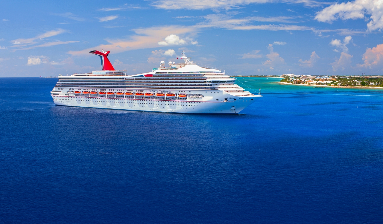 Man Goes Missing From Carnival Cruise Ship - Then A Miracle Happens