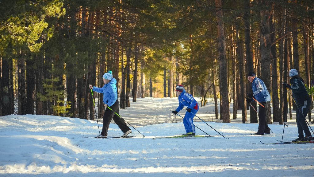 skiing