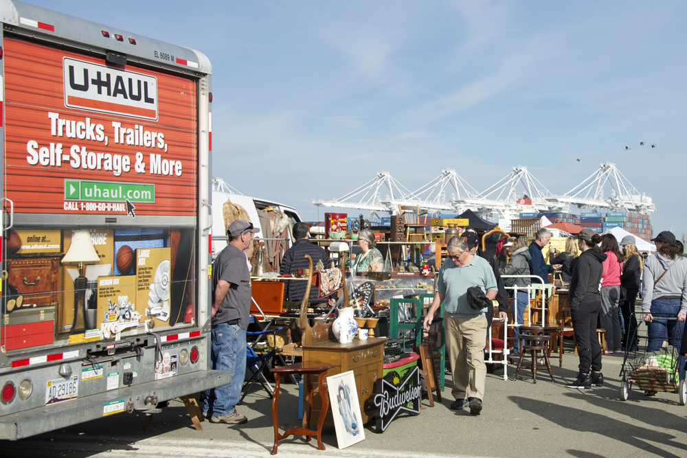 Alameda,,Ca,-,February,01,,2015:,Alameda,Point,Antiques,Faire,