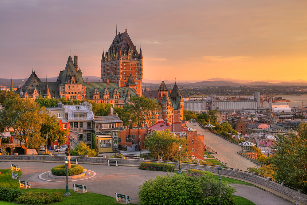 Frontenac,Castle,In,Old,Quebec,City,In,The,Beautiful,Sunrise